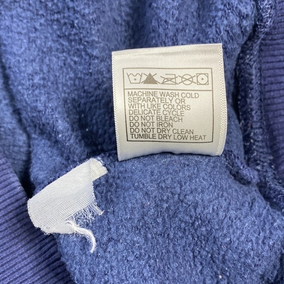 Vintage UW Eau Claire Bluegolds Blue Crewneck Sweatshirt Size Medium - Picture 6 of 6